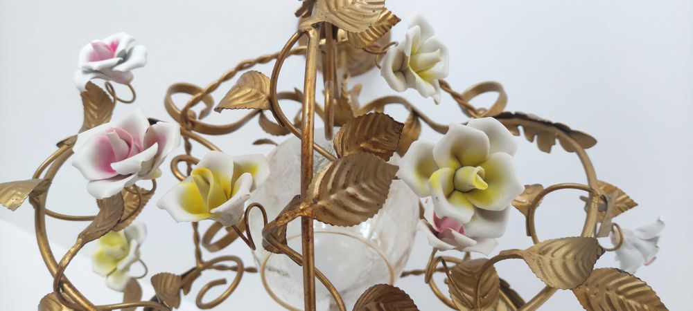 Złota lampa z lat 70