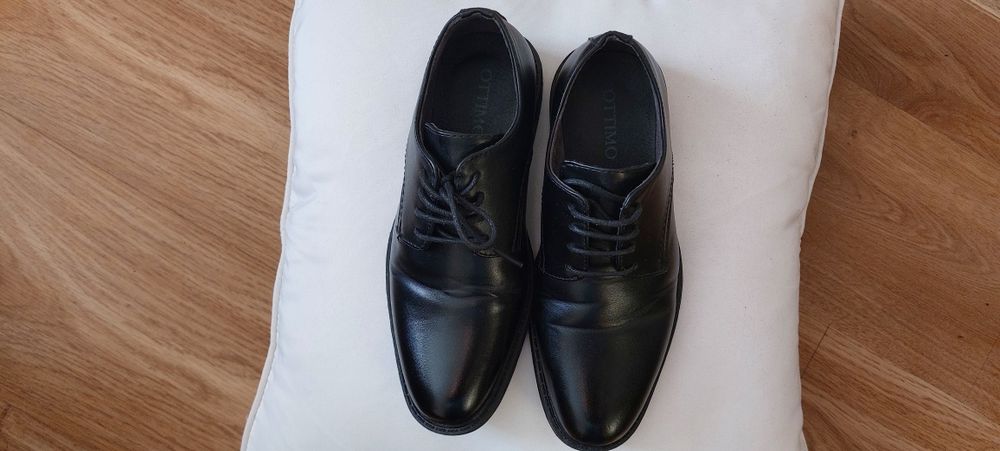 Sprzedam buty chłopięce
