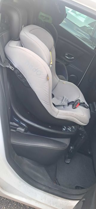 Cadeira auto com sistema rotação