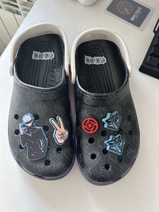 Crocs x Jujutsu Kaisen