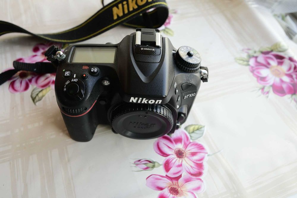 Nikon D7100 só corpo, como nova