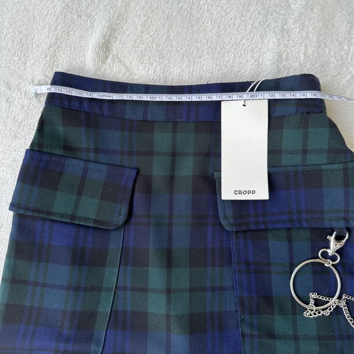 Картата мініспідниця Cropp XS