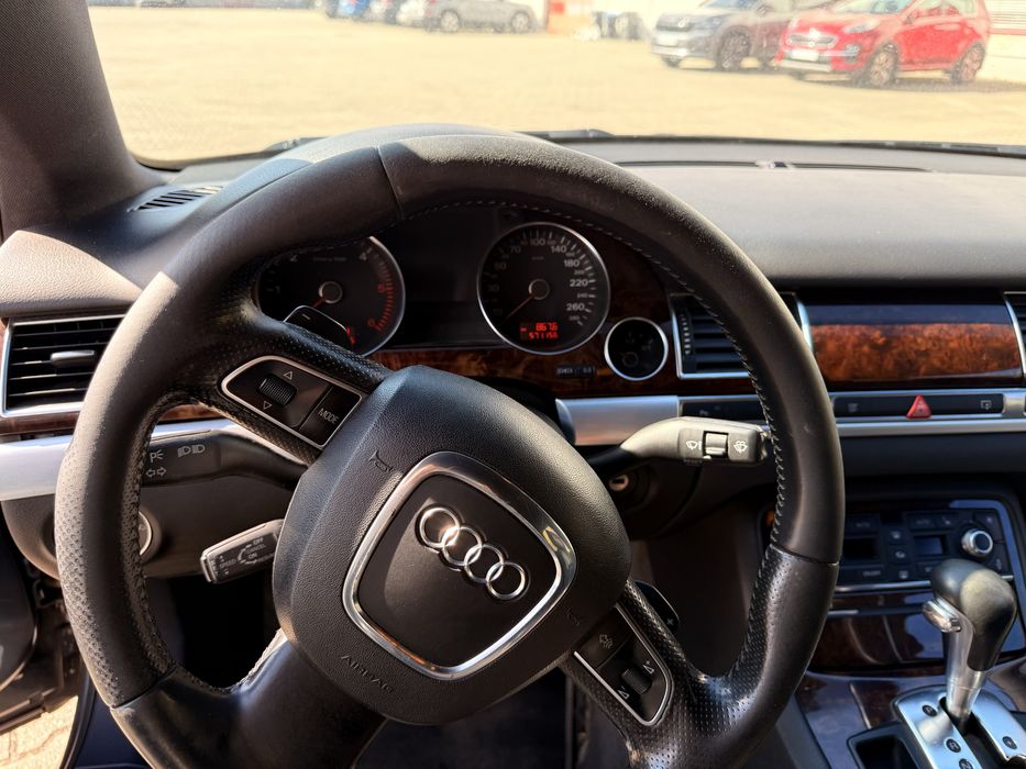 Audi A8 D3 2008r. 3.0 TDI quattro