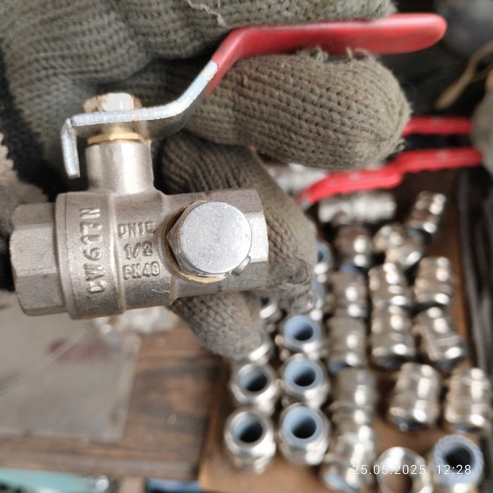 Кран шаровий 1/2 новий