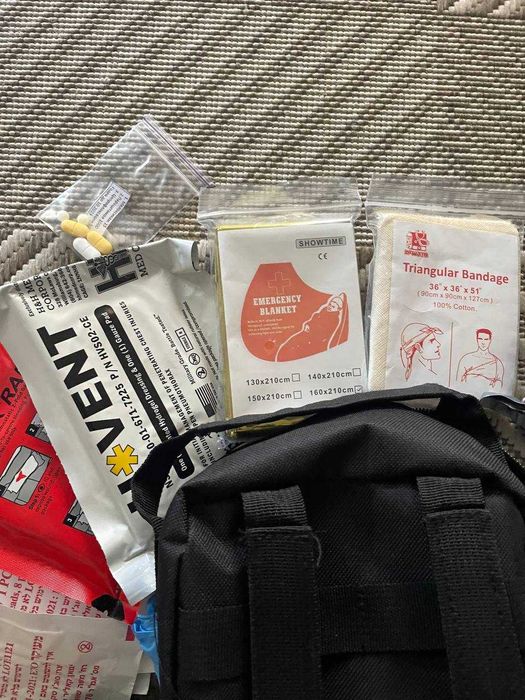 Аптечка чорна Новая Аптечка тактисеская большая черная