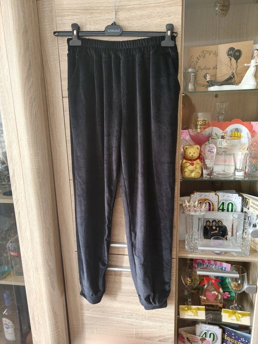 Dres welurowy czarny