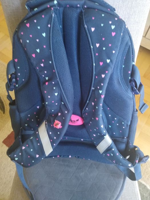 tornister wyprofilowane plecy