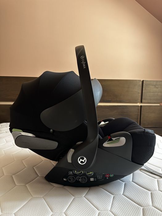 Дитяче автокрісло Cybex Platinum 0+ (з народження) Cloud Z i-Size