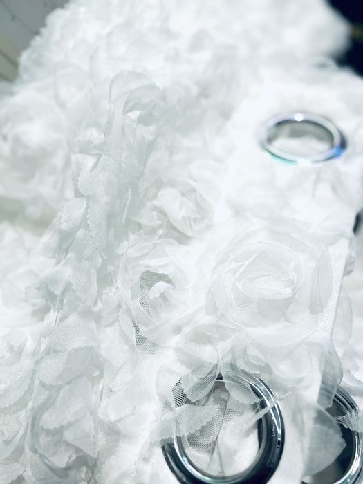 Firanka firana róże 3D krotka cudo biala przelotki