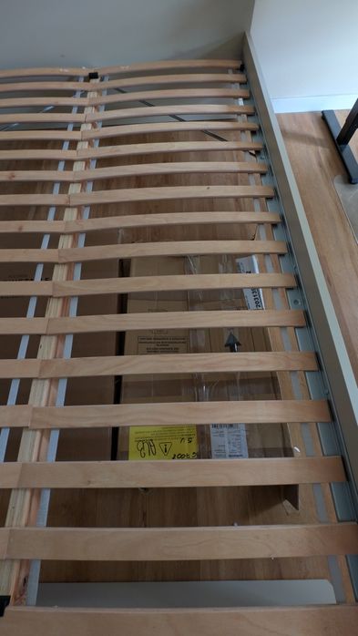 Vendo conjunto Cama e colchão IKEA