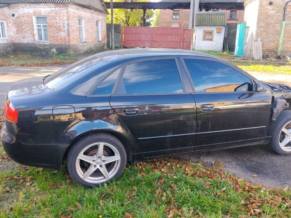 Audi a4 b7 2.0 після ДТП