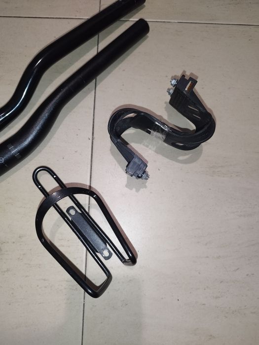lote de acessórios para bicicleta como novos!!