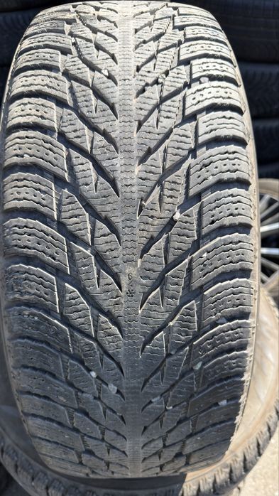 265/60/18 Nokian Hakkapeliitta R 3