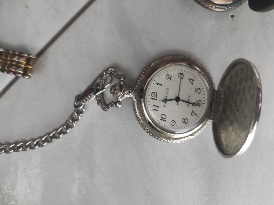 Relógios diversos  ler descrição