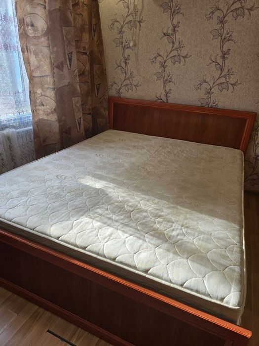Ліжко з матрасом 1.60\2