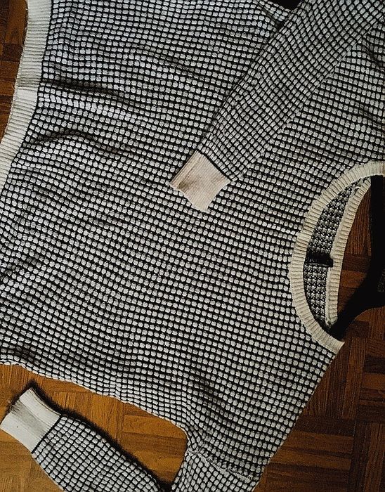 NOWY sweter  NEW YORKER.  miły, ciepły, miękki.  Skład z Wełną, Angorą