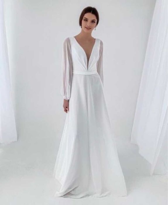 Весільна сукня 44 р