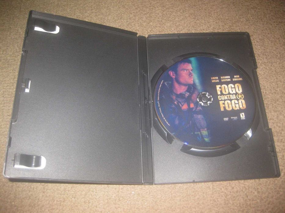 DVD "Fogo contra Fogo" com Bruce Willis