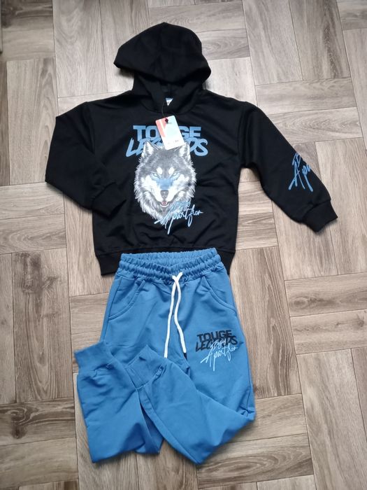 Dres 122-128 z wilkiem