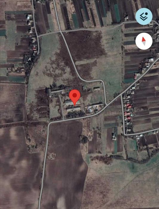 Дві Стайні в селі Помонята