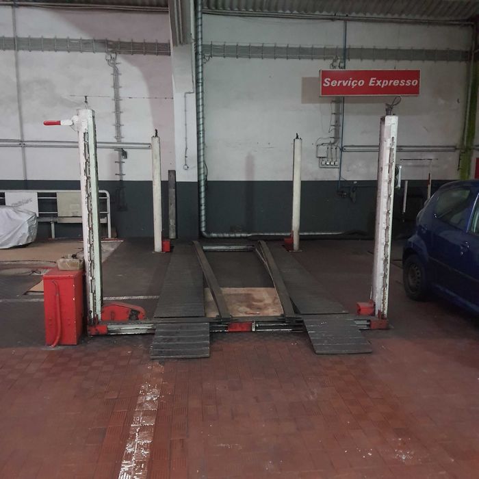 Elevador hidráulico de 4 coluna a funcionar 3500kg