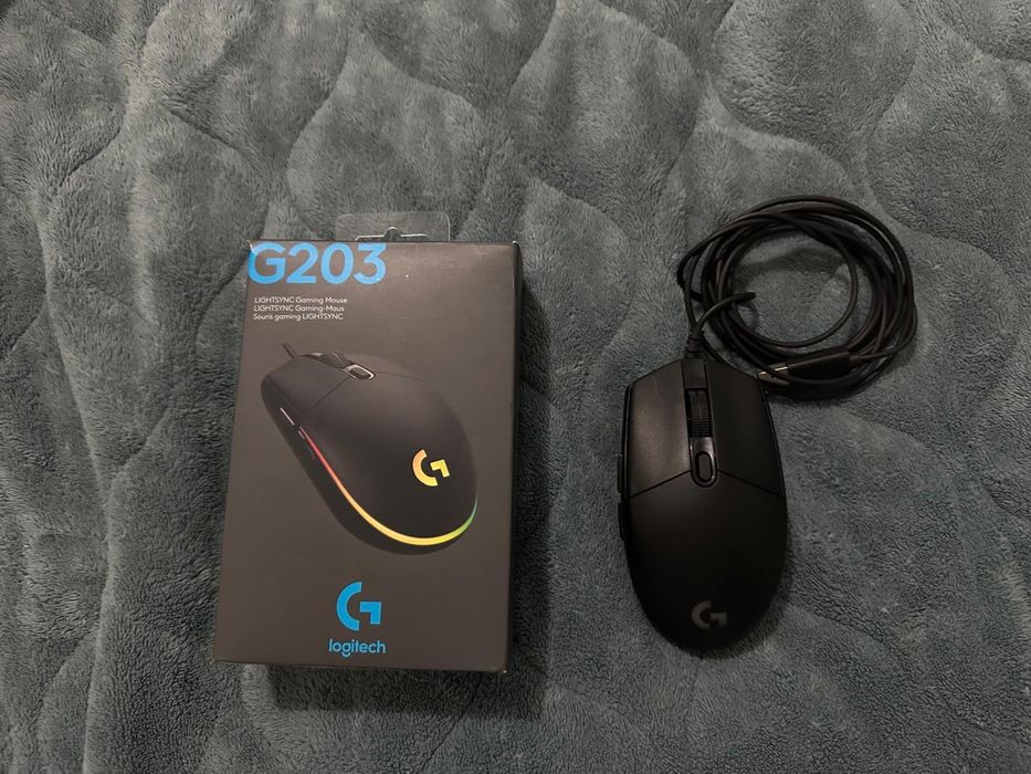 Mouse RGB G203 da Logitech vem com mousepad