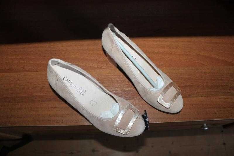 Замшеві туфлі Caprice 37.5 розмір