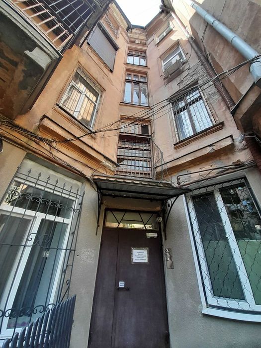 Срочно продам 2-х ком. квартиру в Центре. Бельгийка