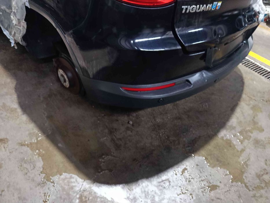 Pára-choques trás VOLKSWAGEN Tiguan (5N)