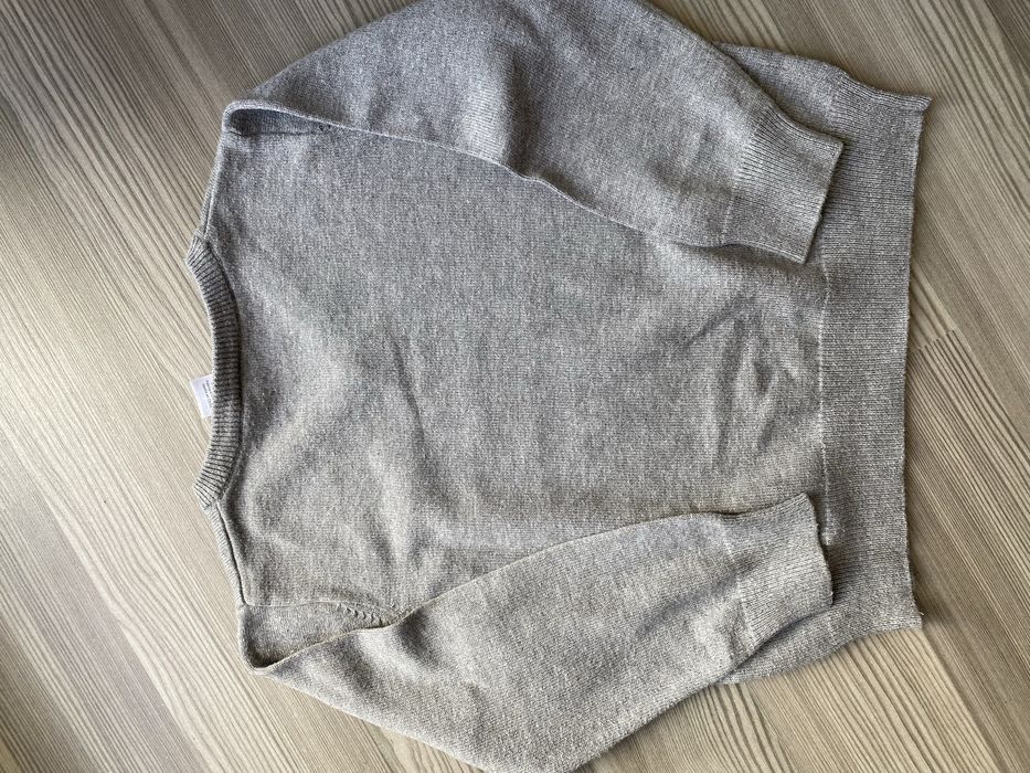 Sweter chłopięcy Carter's 3T 98/104 szary dekolt V
