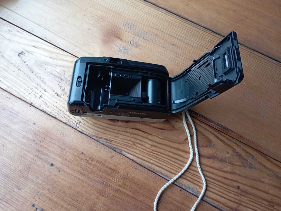 Фотоапарат на плівці