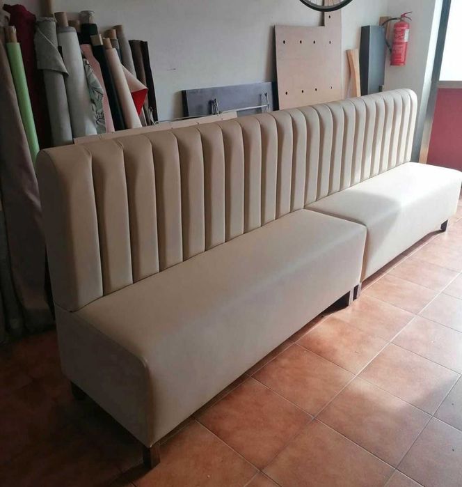 Sofá em pele - 2 modulos