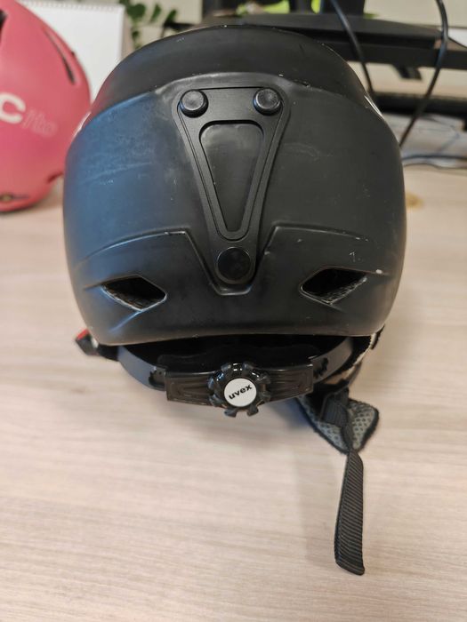 kask narciarski UVEX 58-61cm