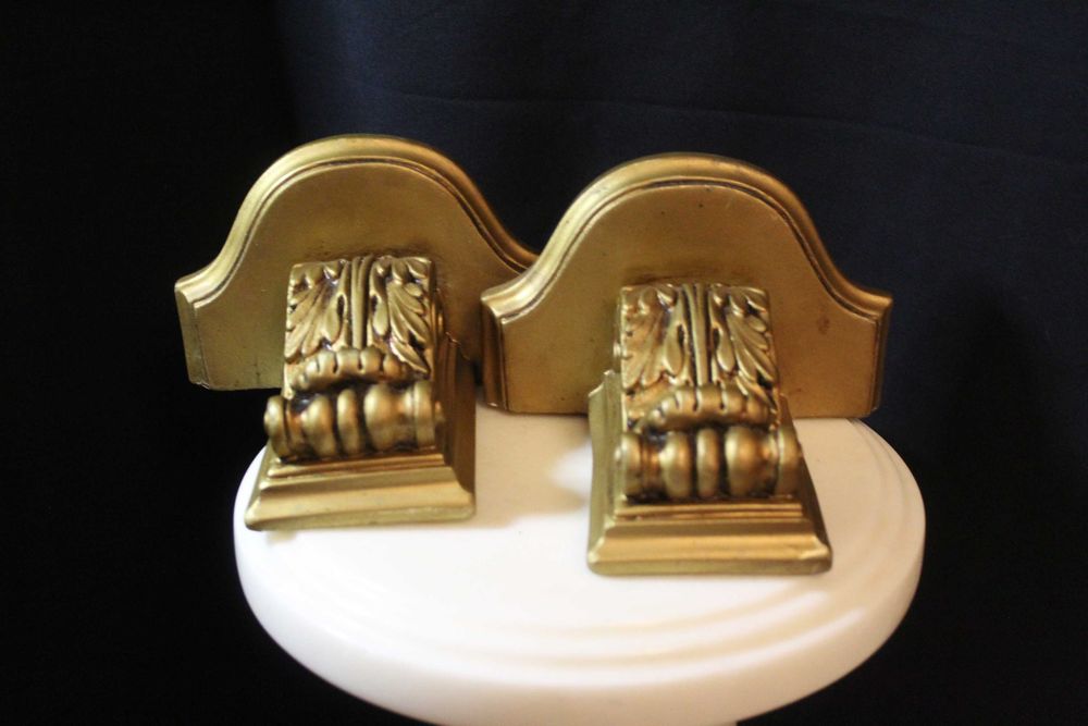 Par de mísulas decorativas douradas vintage, anos 60