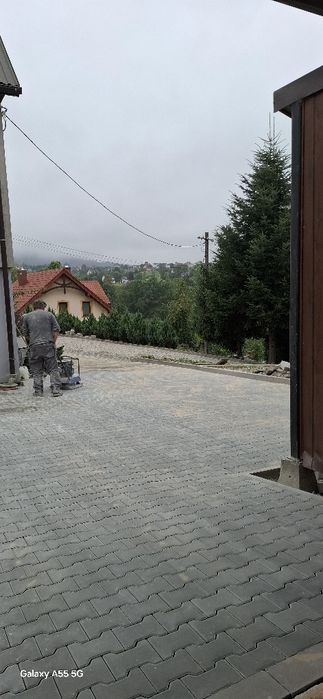 Usługi Brukarskie Prace ziemne minikoparka koparka