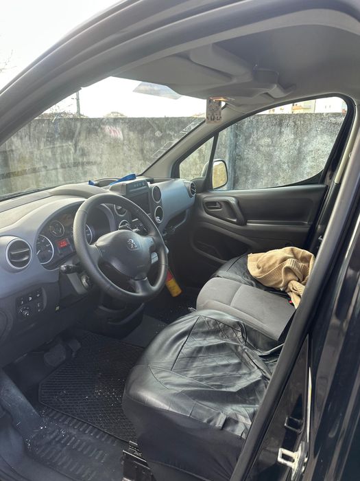 Peugeot Partner 3 lugares automatica