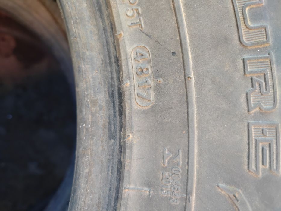 Шины 265/65/17 Kumho Road Venture Sat