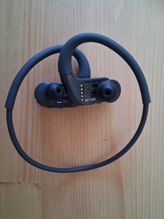 Auriculares Sony Walkman NW-WS623