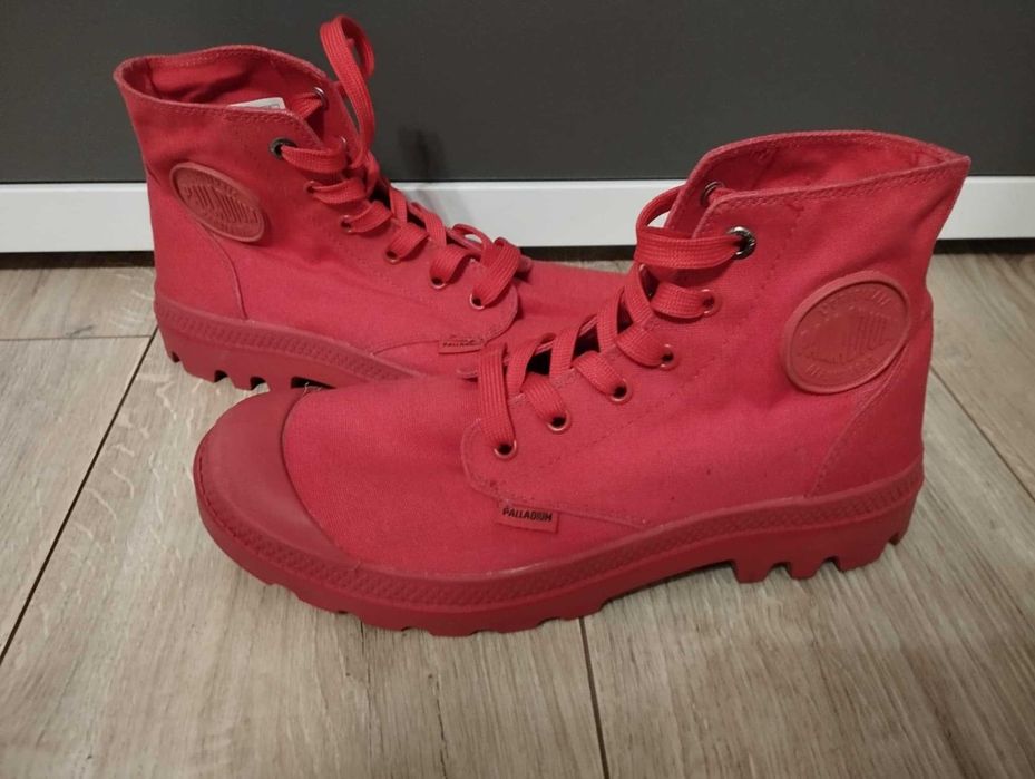 Palladium Mono Chrome size 40