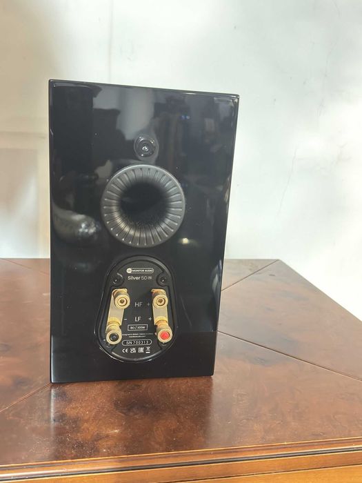 Conjunto Home Cinema - 5 Colunas - Monitor Audio silver 300 Preto Lacado