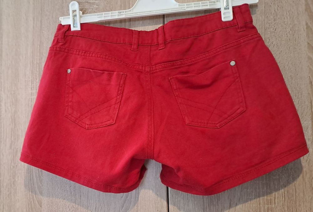 Bordowe spodenki 42