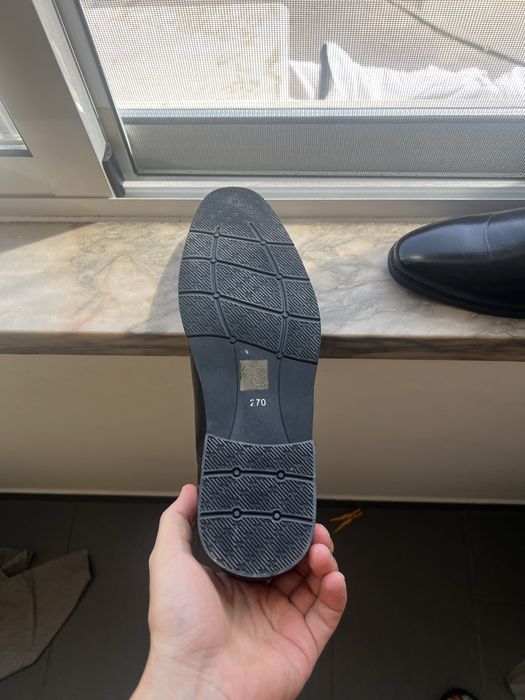 Sapatos sociais pretos com dupla fivela – tamanho 44