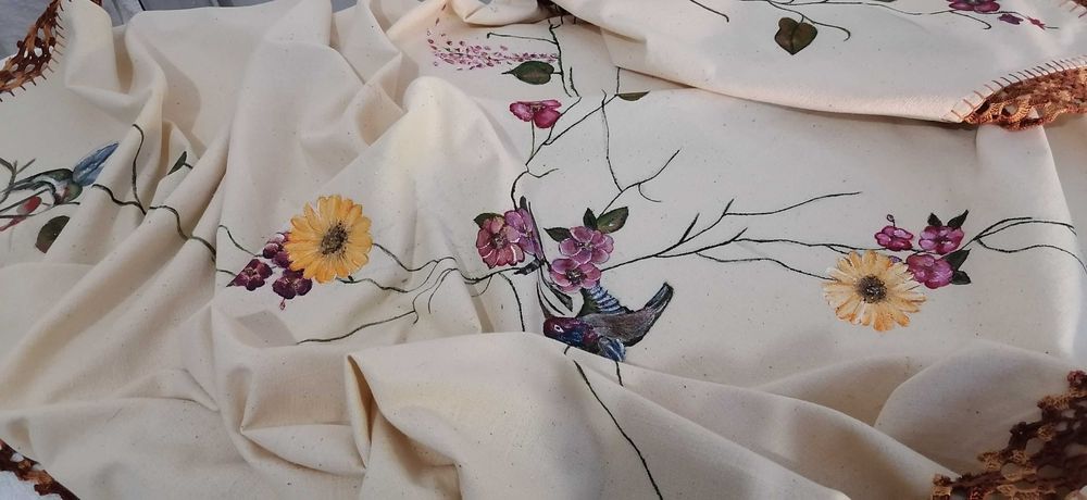 Toalha de mesa pintada à mao