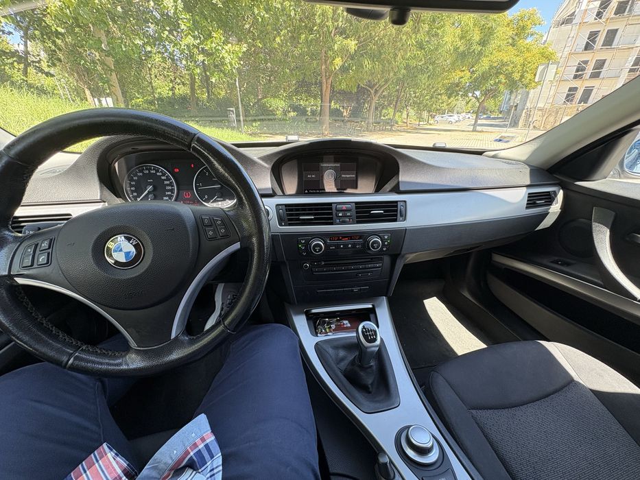 Bmw 320 d bem conservada