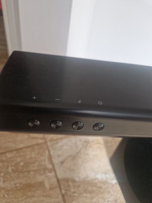 Soundbar i subwoofer LG bluetooth
