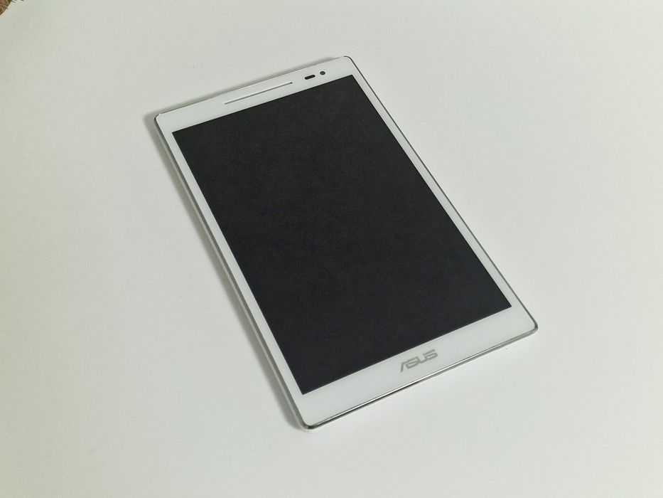 Asus ZenPad 8 P00A