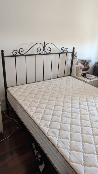 Cama de casal em ferro 190cm x 140cm