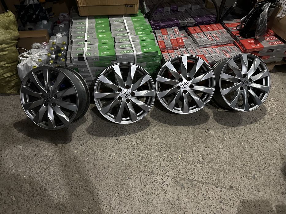 Титати Хонда CR-V