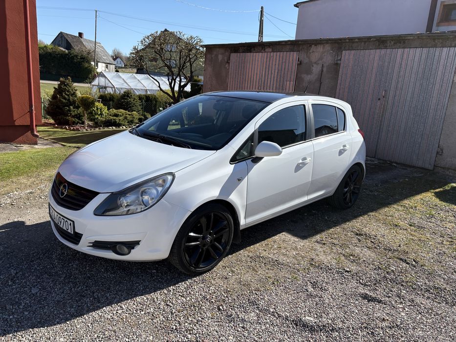 Opel corsa D 1.4 benzyna 100km