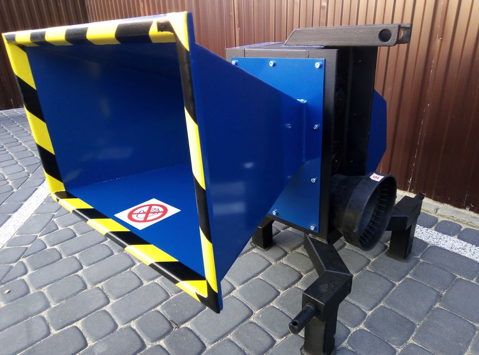 Rozdrabniacz R2-200 W102 do 11cm średnicy walcowy rembak rebak rębak q